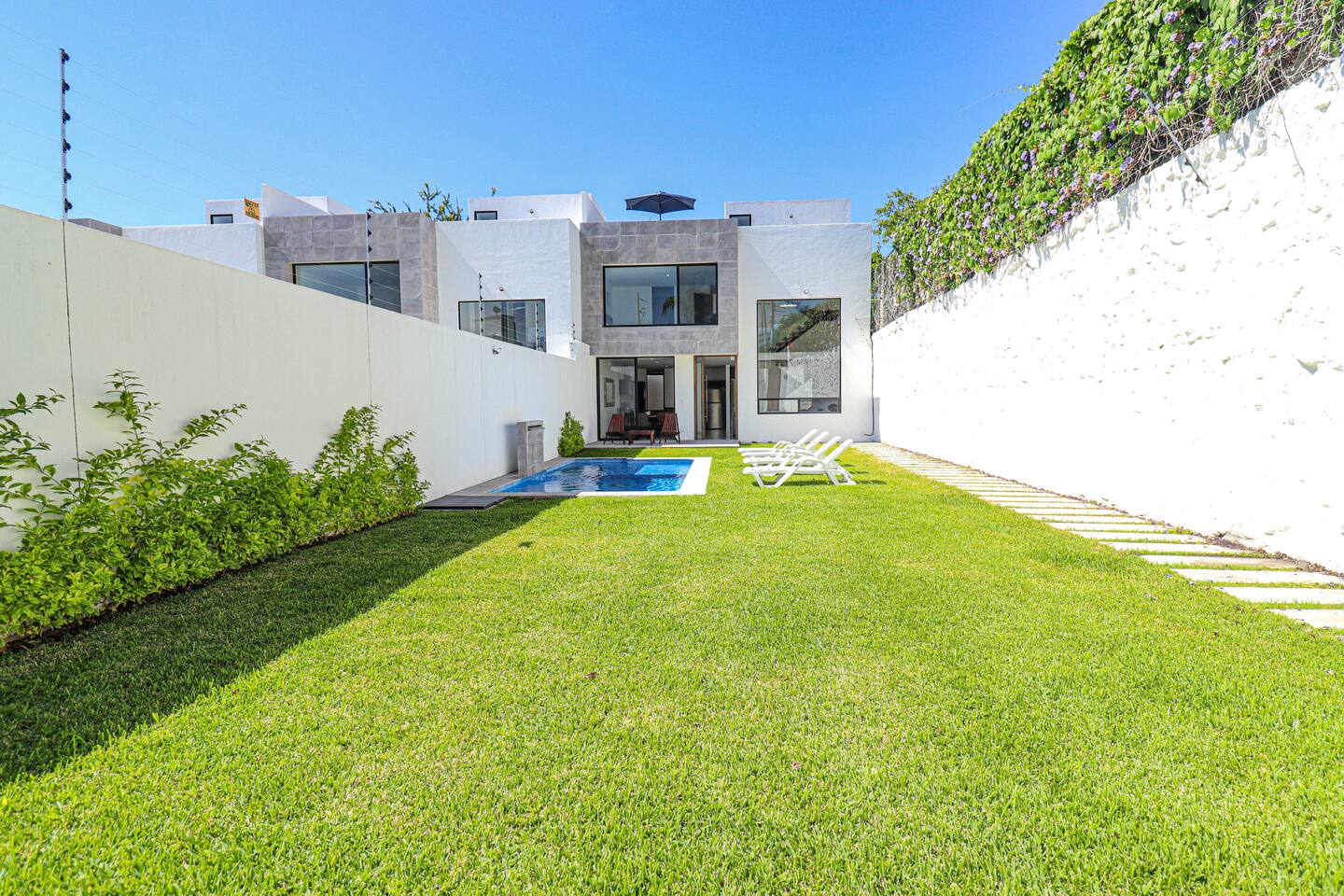 Foto 3 de Palmeras Cuernavaca — casa con alberca en Cuernavaca, Morelos