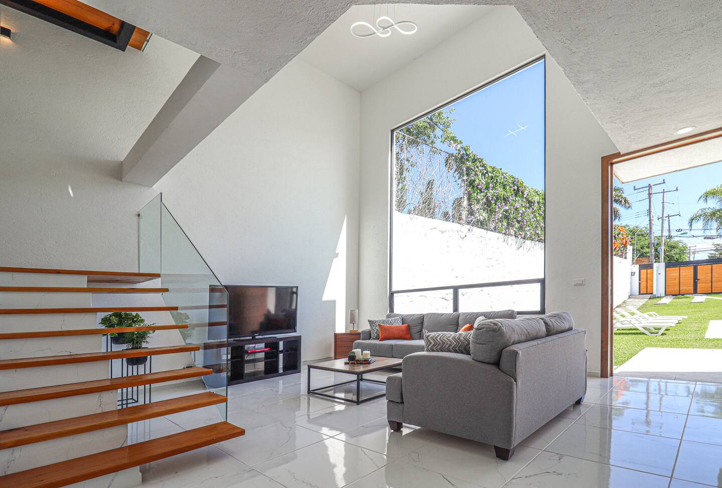 Sala — casa con alberca en Cuernavaca para fin de semana